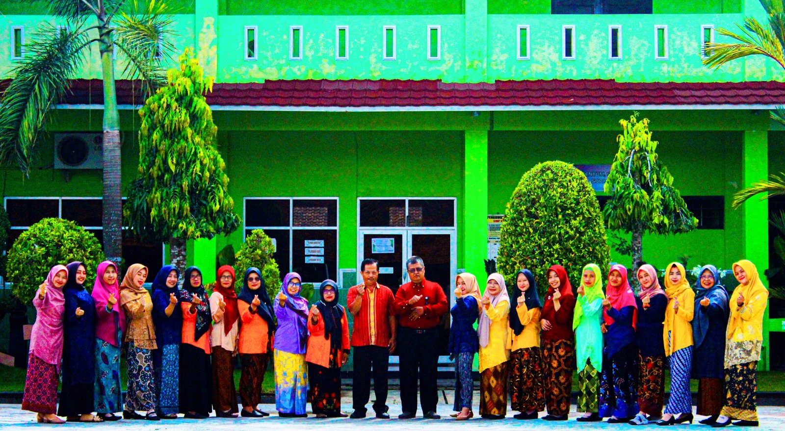 SMP Negeri 1 Kroya Mother’s Day