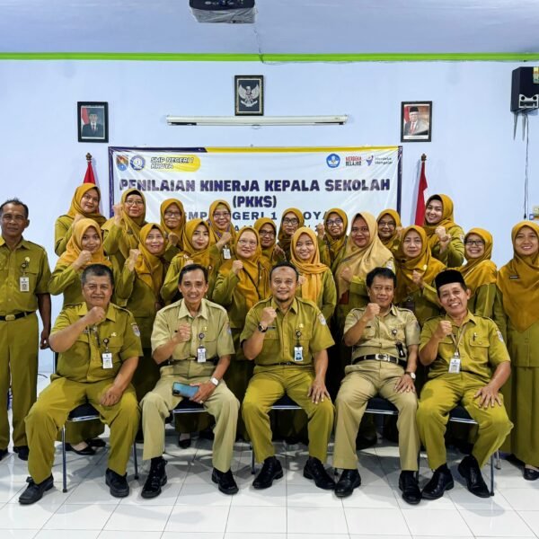 Galeri Pelaksanaan Penilaian Kinerja Kepala Sekolah (PKKS) SMP Negeri 1 Kroya Tahun Pelajaran 2023/2024